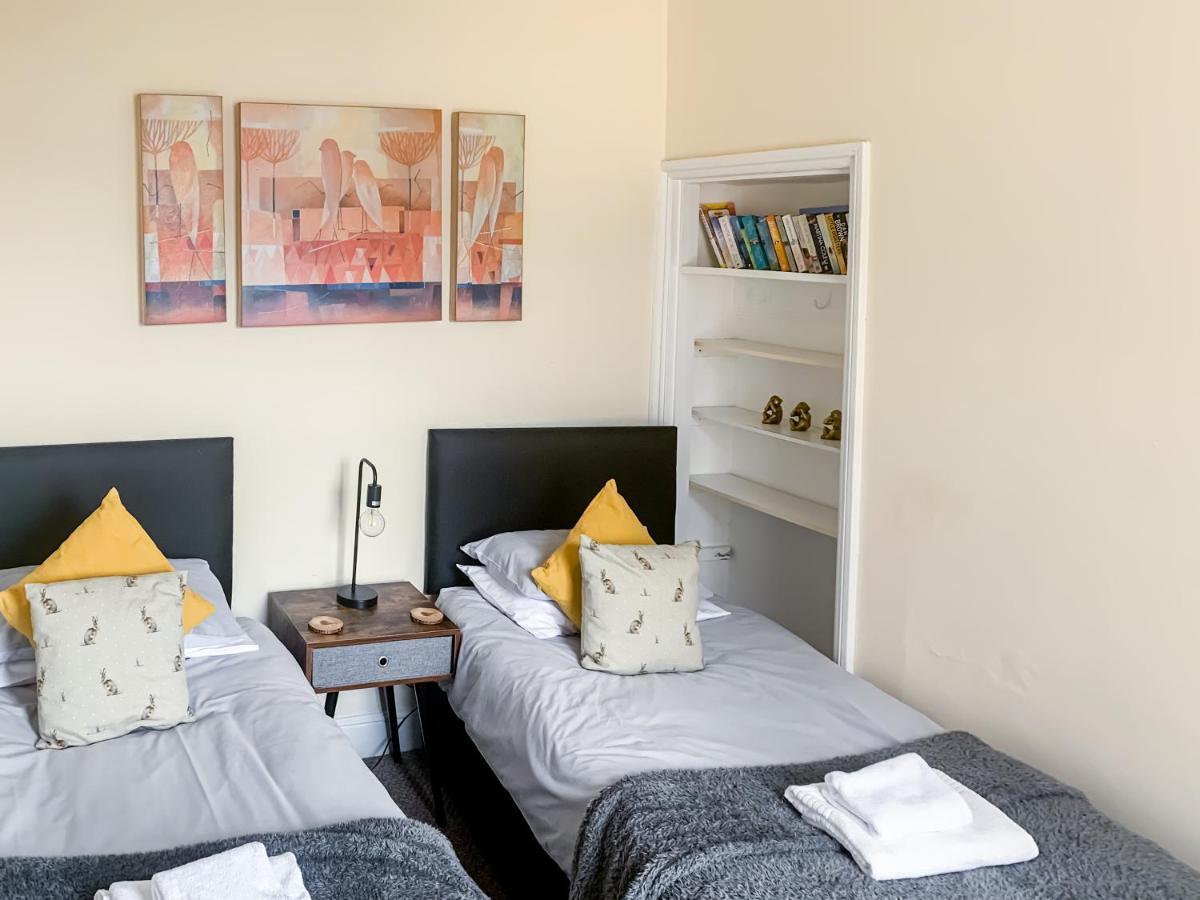 Waverley Lodge - Quaint Victorian Home With Free Parking Йорк Екстериор снимка