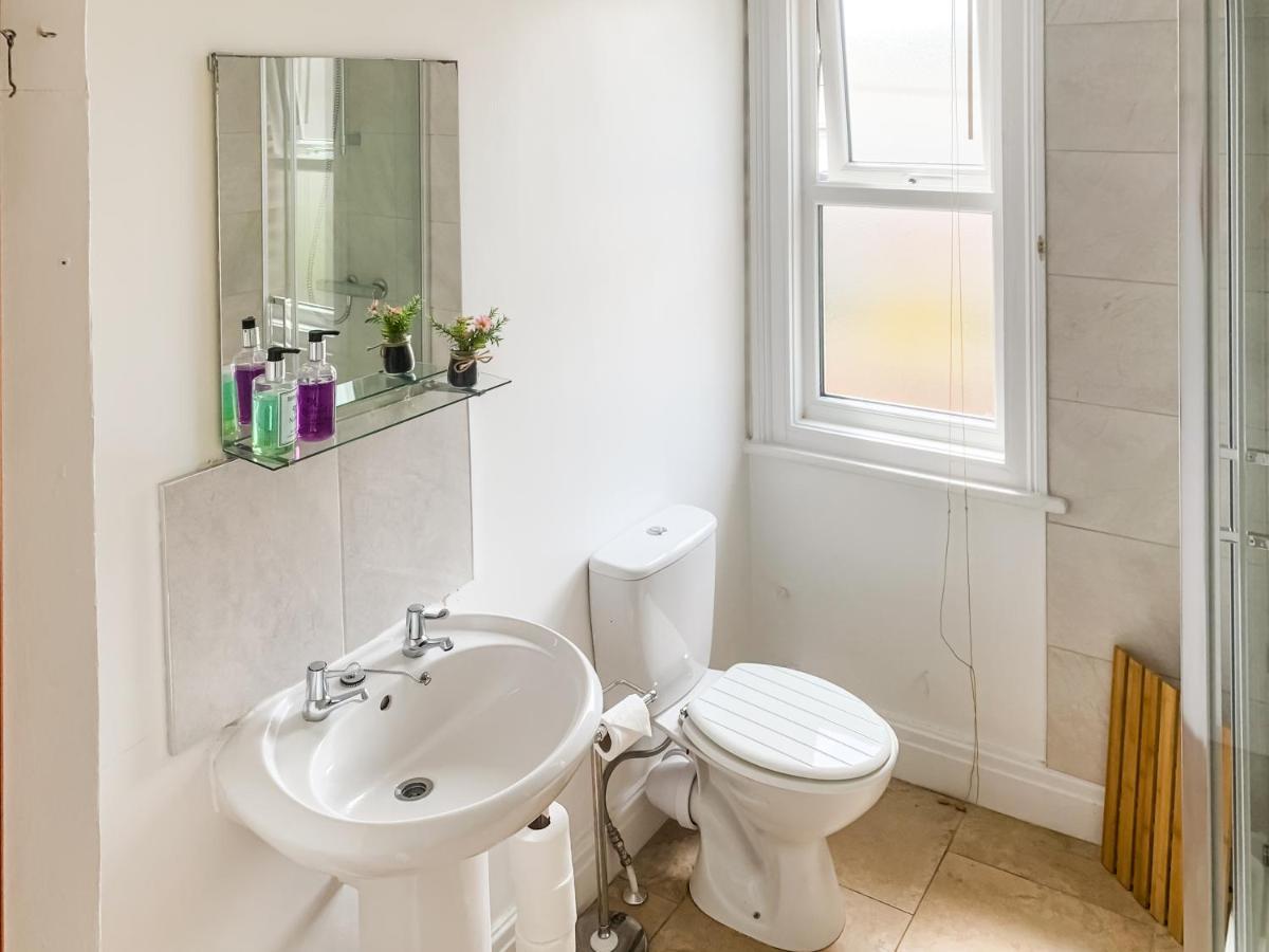 Waverley Lodge - Quaint Victorian Home With Free Parking Йорк Екстериор снимка