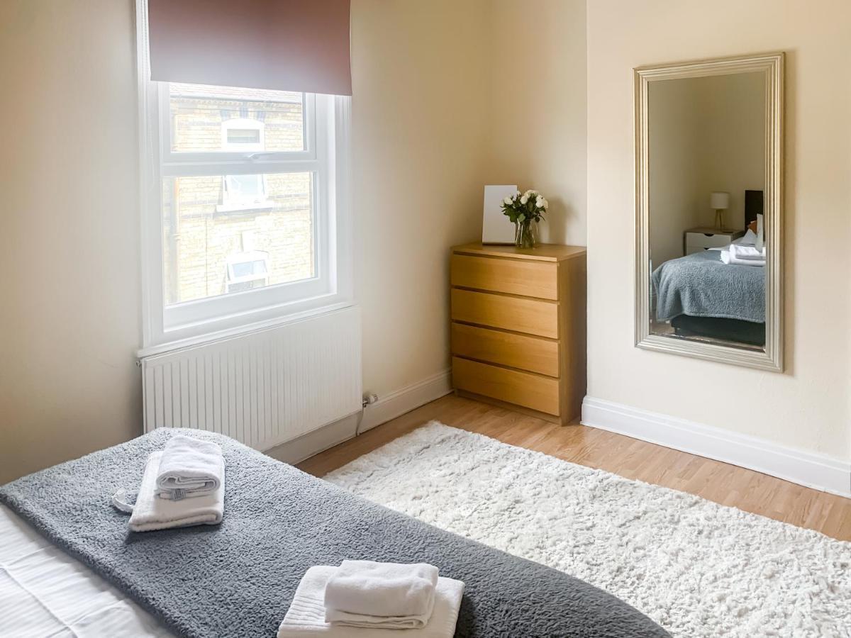 Waverley Lodge - Quaint Victorian Home With Free Parking Йорк Екстериор снимка